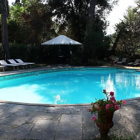 Sleeps 4 Pool Wifi Villa *