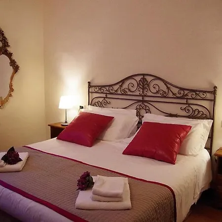 Villa Sleeps 4 Pool Wifi